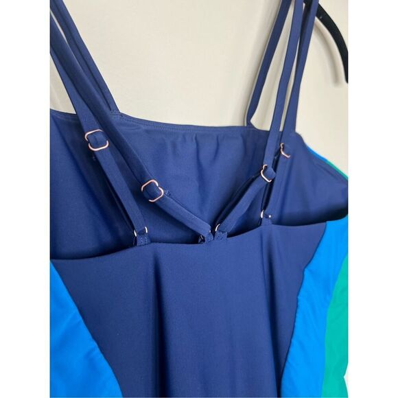 Jolyn Addison Surf One Piece - Picture 8 of 10